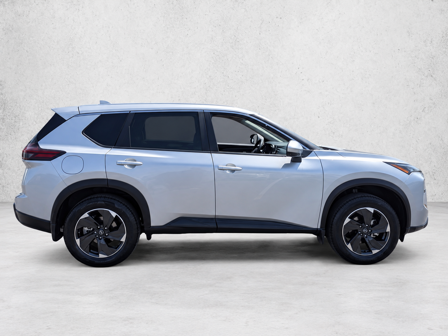 2024 NISSAN Rogue S — Passenger-side exterior